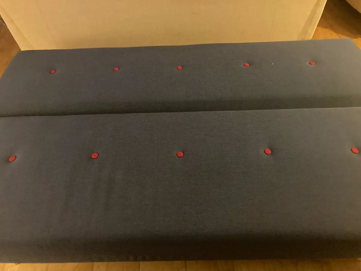 Sofa couch - Image 2