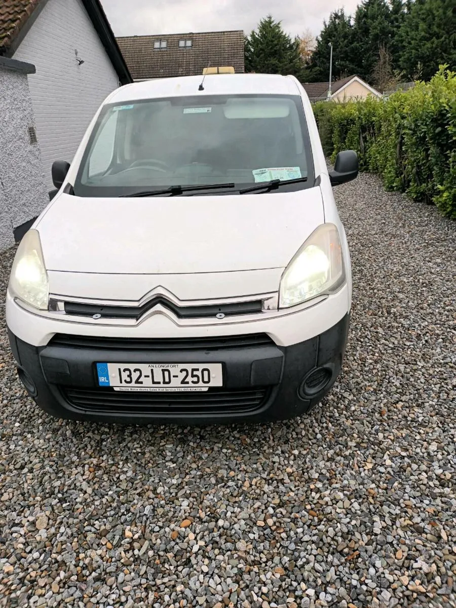 2013 Citroën Berlingo DOE 3/26 3SEATER PRICE €2750 - Image 2