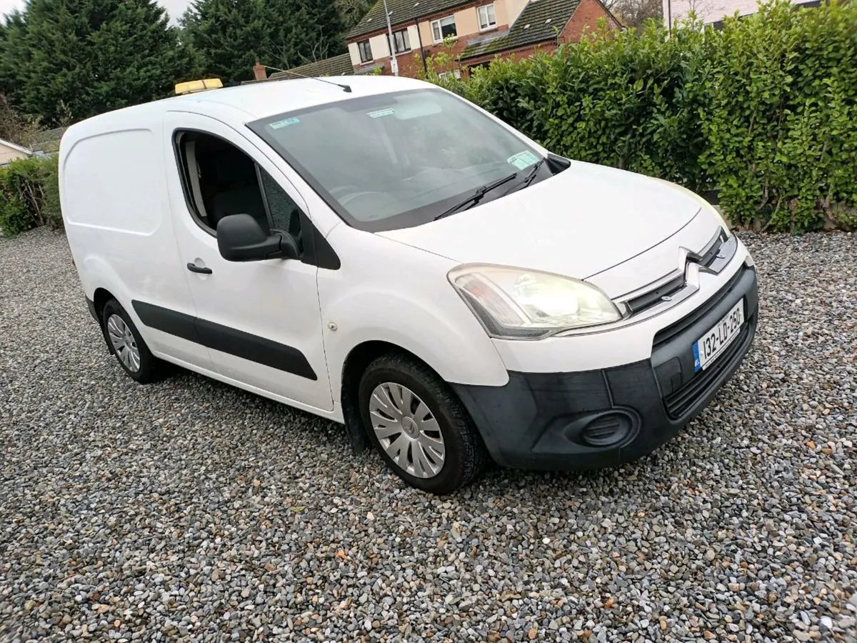 2013 Citroën Berlingo DOE 3/26 3SEATER PRICE €2750 - Image 1