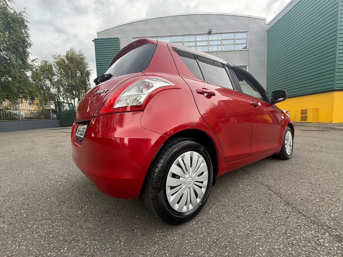 Suzuki Swift 1.2 Petrol Automatic - Image 4
