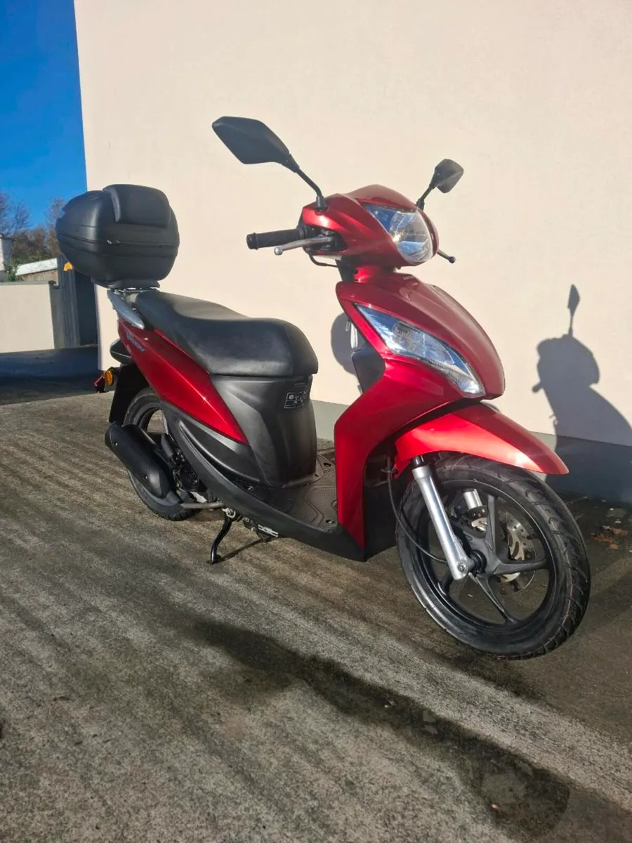 LOW MILEAGE 2016 honda vision 50cc - Image 1