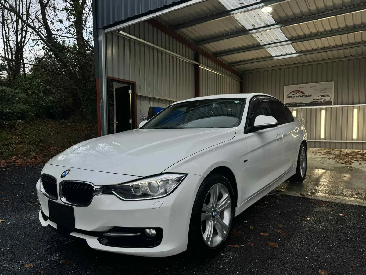 2015 BMW 3 series low mileage! Automatic - Image 3