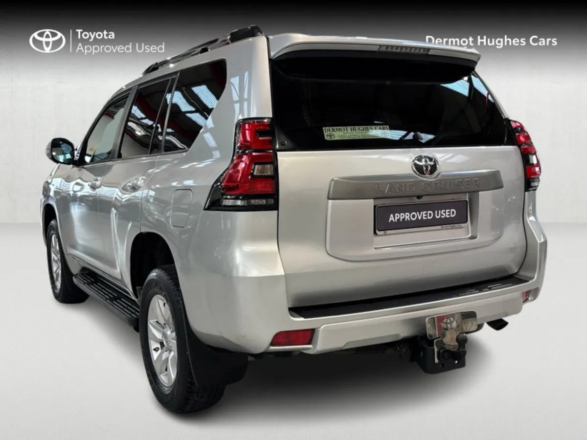 Toyota Land Cruiser LWB COMMERCIAL 4DR - Image 2