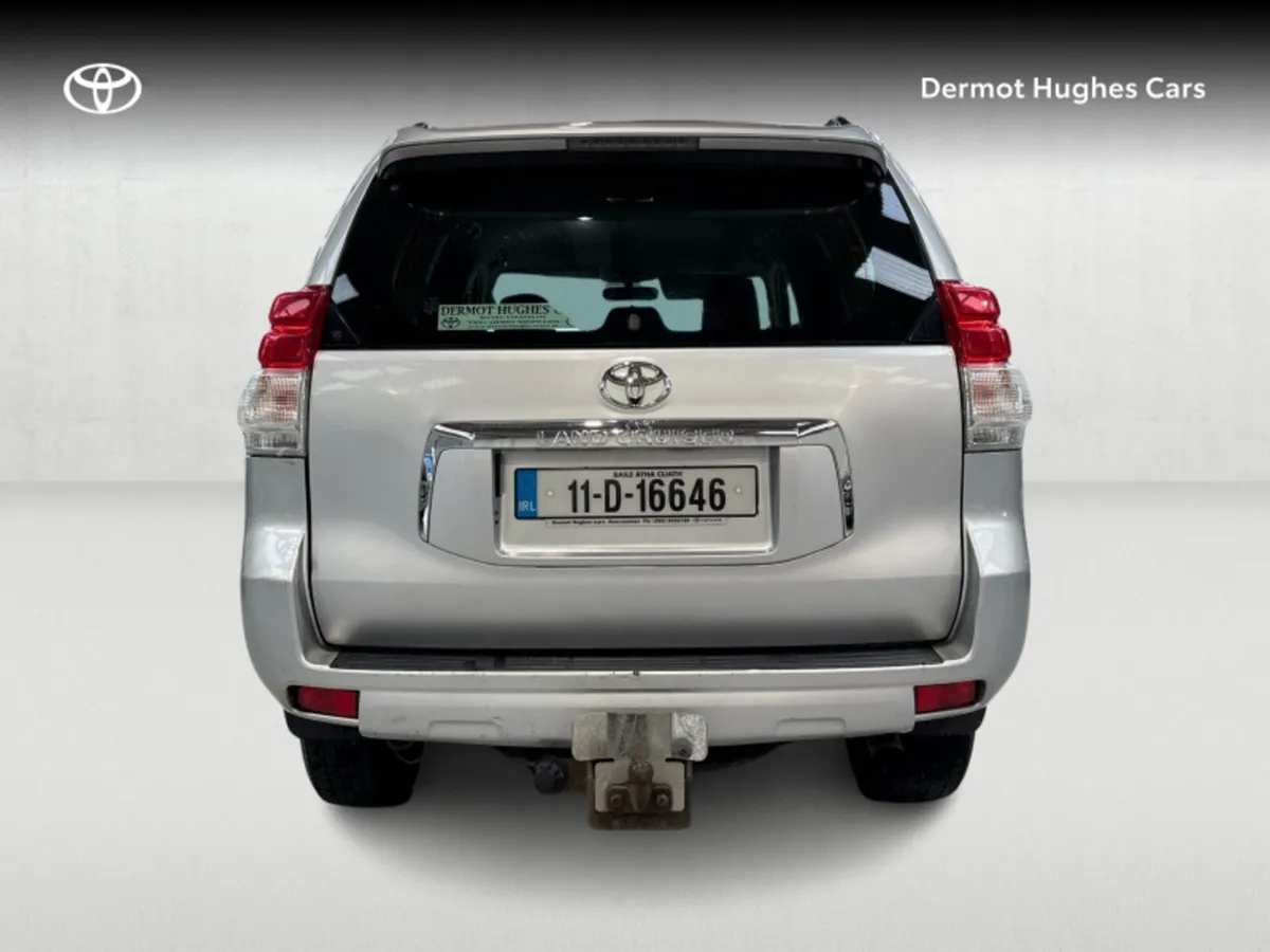 Toyota Land Cruiser LWB GX COMM - Image 4