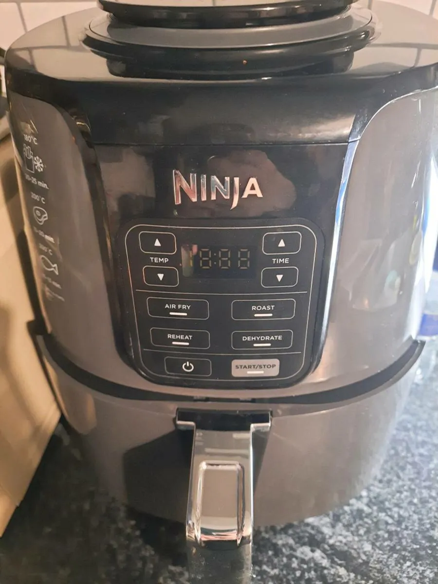 Ninja 3.8L Air Fryer - Image 1