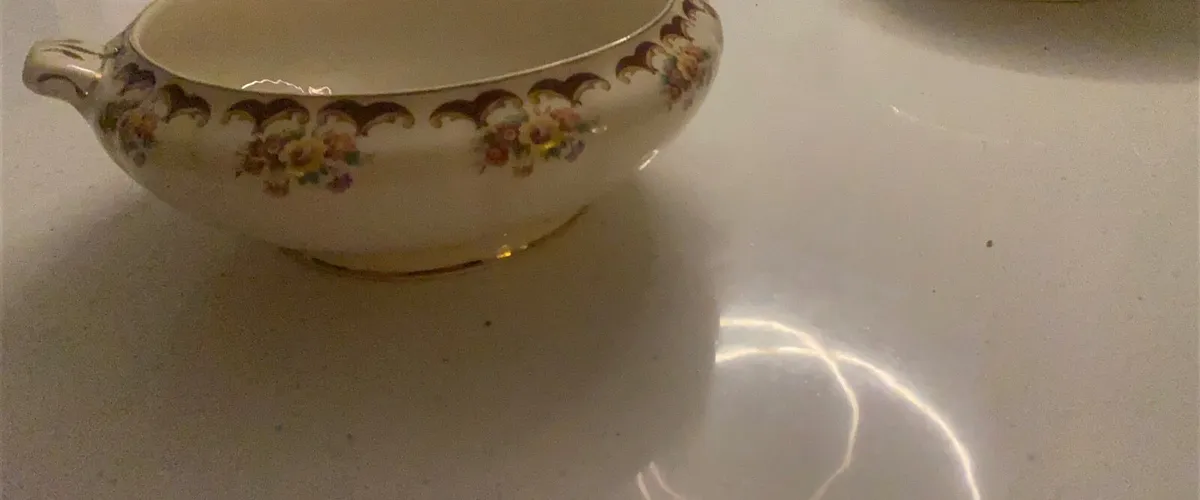 Arklow pottery dinner serving plates  vintage - Image 2