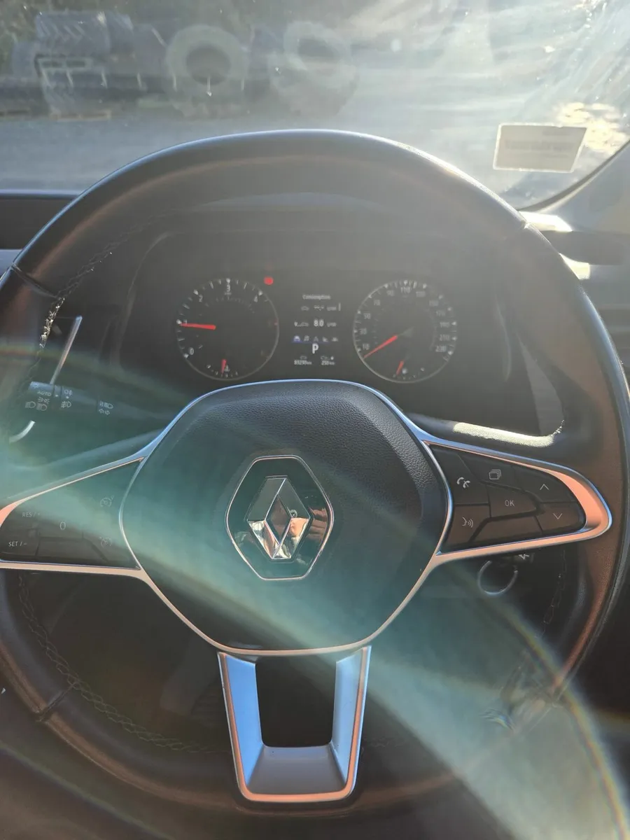 Renault Trafic 2023 - Image 2