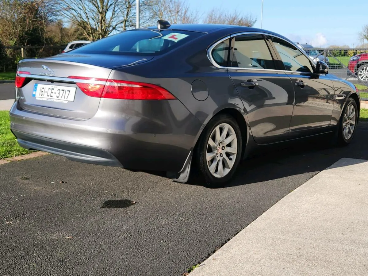 Jaguar XF 2.0D - Image 3