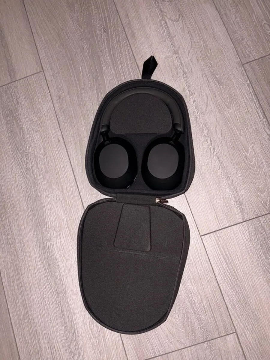 headphones sony XM5 - Image 1