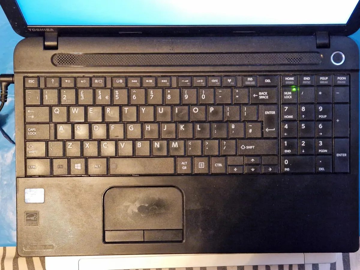 Toshiba Satellite Pro C50-A-1E4 Laptop, 8GB, 500GB - Image 3
