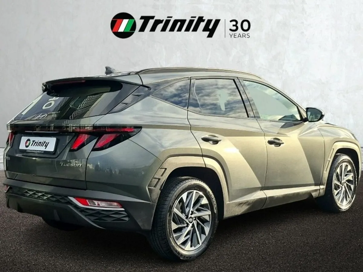 Hyundai Tucson ** EXECUTIVE ** 1.6 ** STUNNING CAR - Image 3