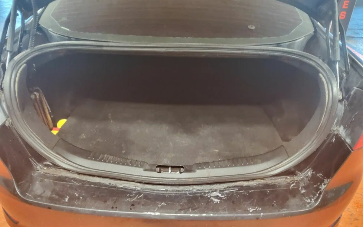 Ford Mondeo 1.8TDCi 100PS Style - Image 3