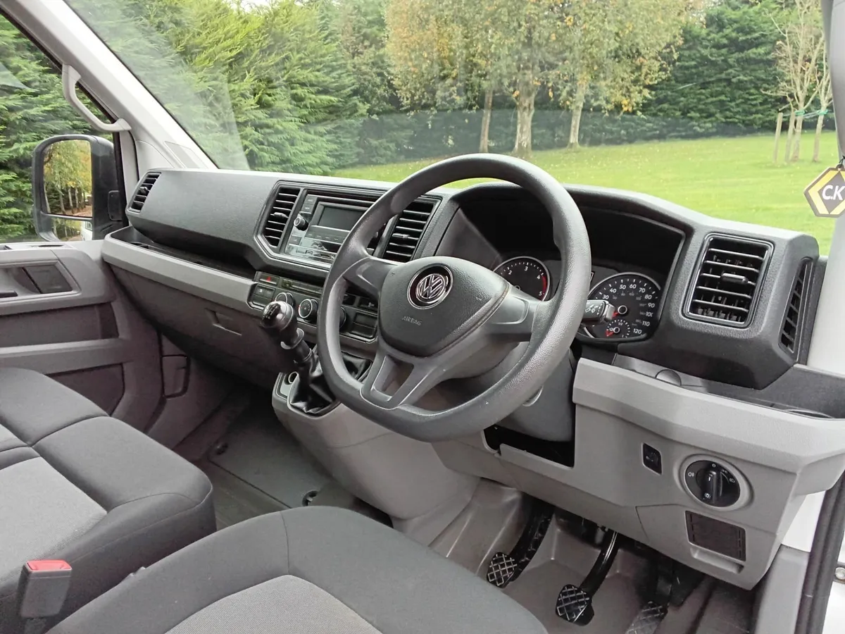 Volkswagen Crafter 2020 - Image 2