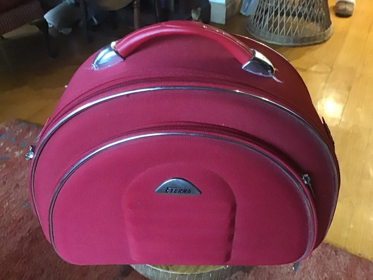 ETERNA Overnight Case. (Ideal Xmas Present) - Image 1