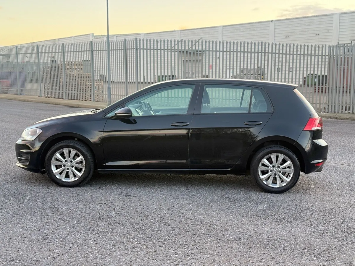 VW Golf Comfortline FSH NCT 09/26 - Image 3