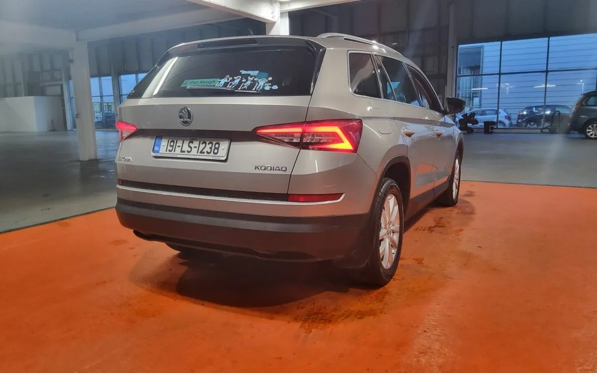 Skoda Kodiaq 2.0 TDI 150HP DSG Ambition 7 Seat - Image 4
