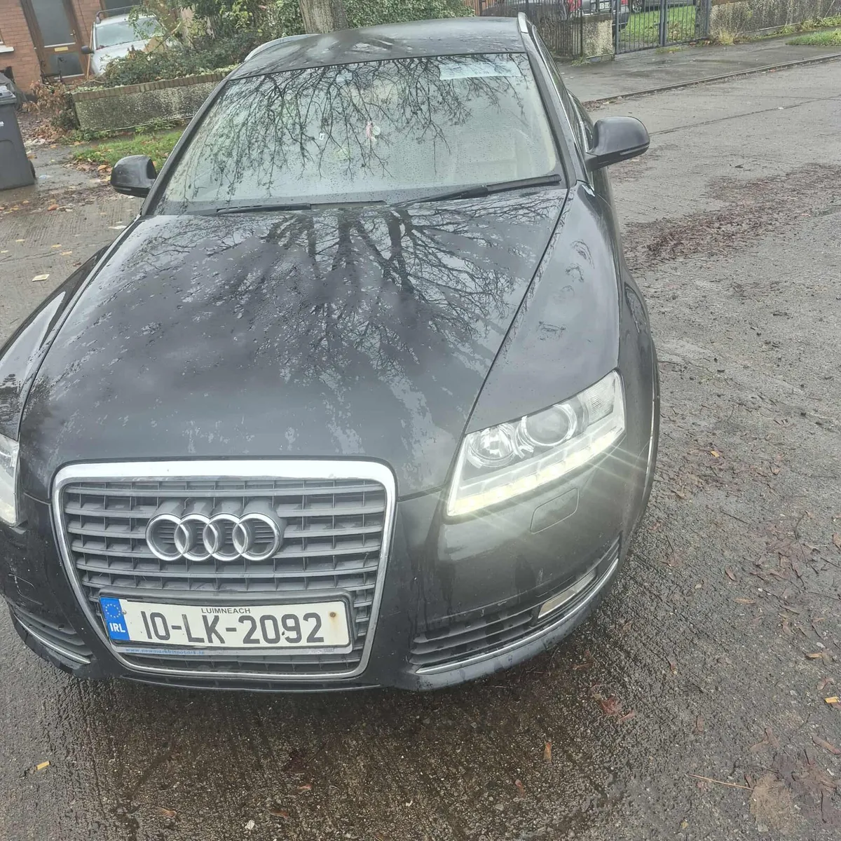 Audi a6 2.0 TDI Avant 2010 - Image 1