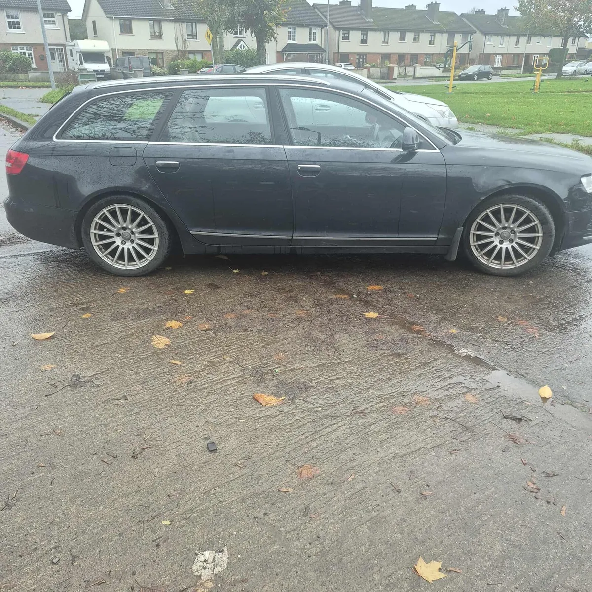 Audi a6 2.0 TDI Avant 2010 - Image 2