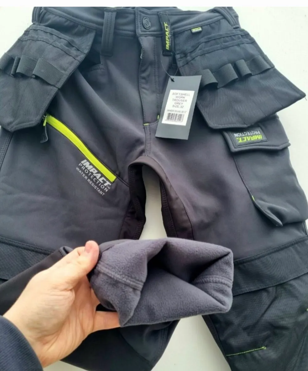 Soft shell fleece 🥶lined water resistant work - Image 1