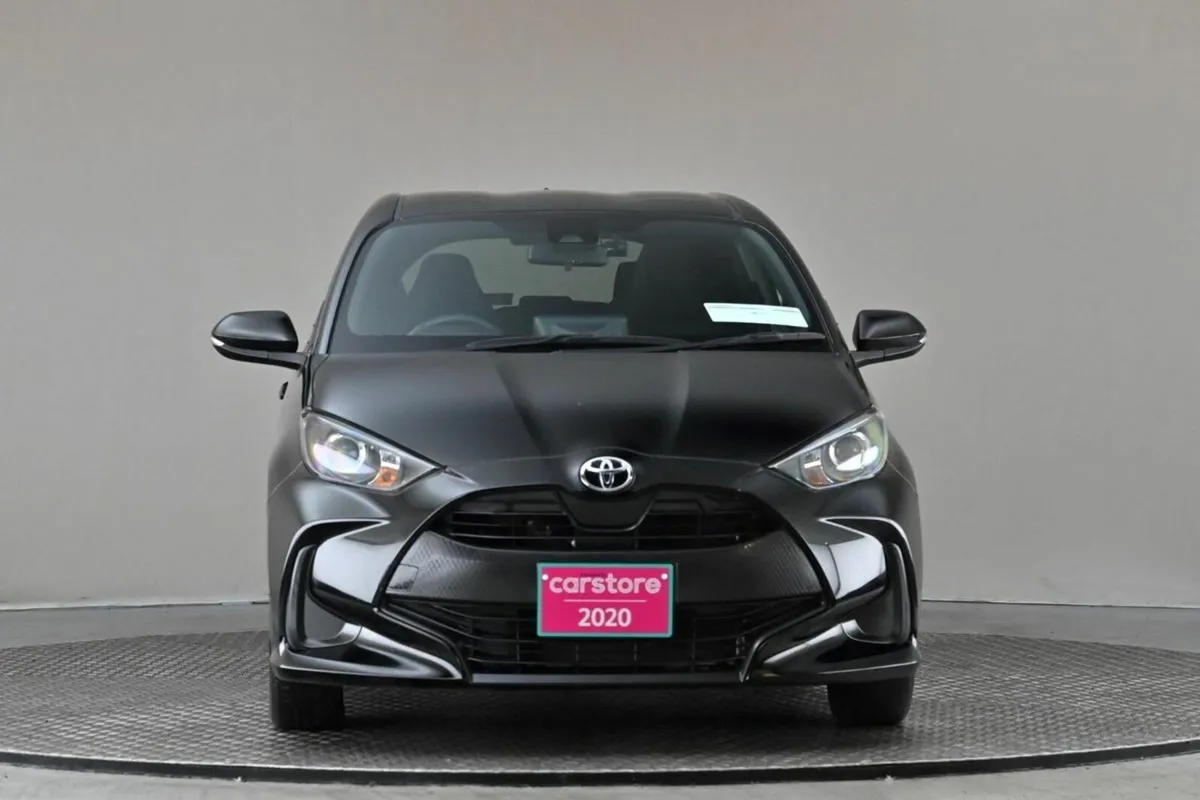 Toyota Yaris 1.0 AUTO PETROL **9"ANDROID CAR PLAYE - Image 2