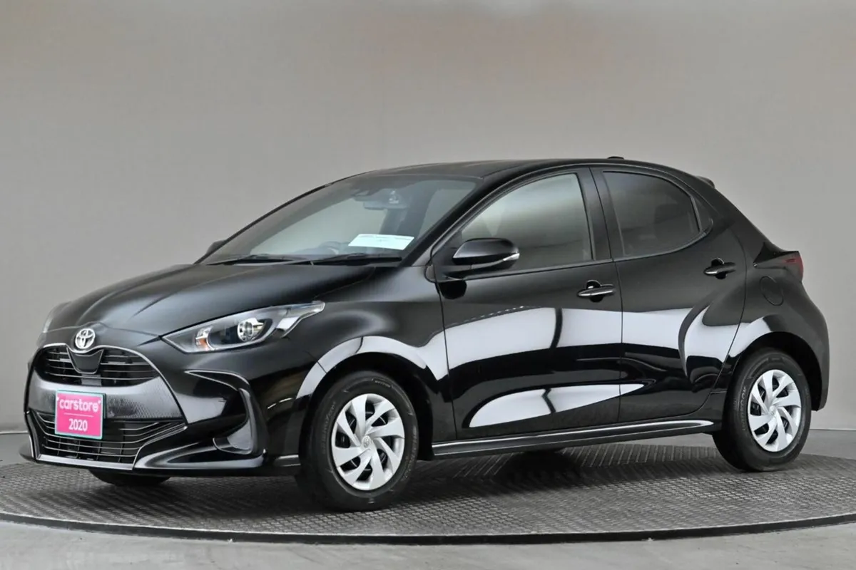 Toyota Yaris 1.0 AUTO PETROL **9"ANDROID CAR PLAYE - Image 4