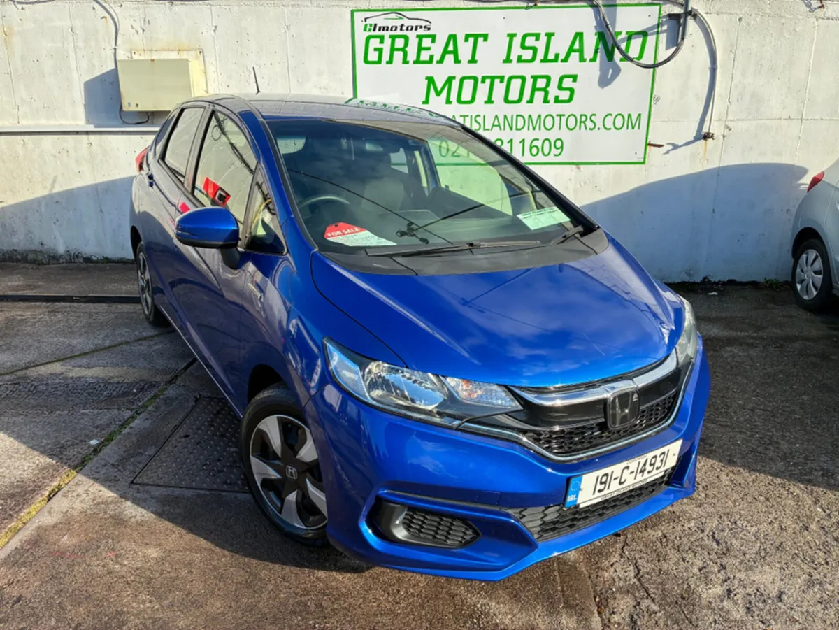 Honda Jazz DAA-GP5 - Image 1