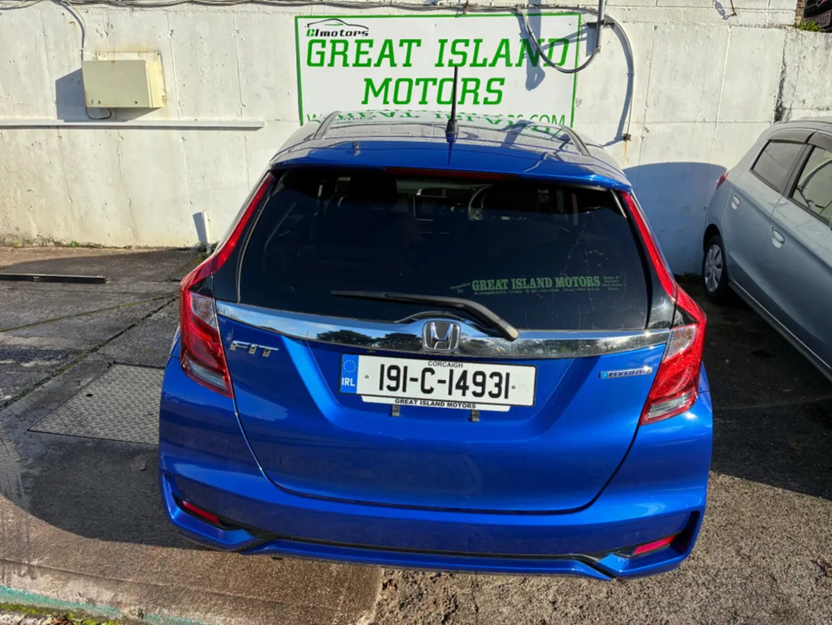 Honda Jazz DAA-GP5 - Image 4