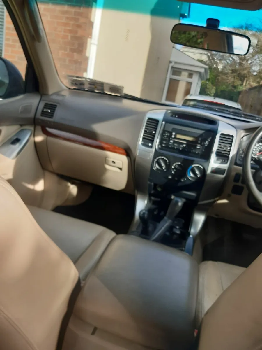 Toyota Land Cruiser 2004 - Image 1