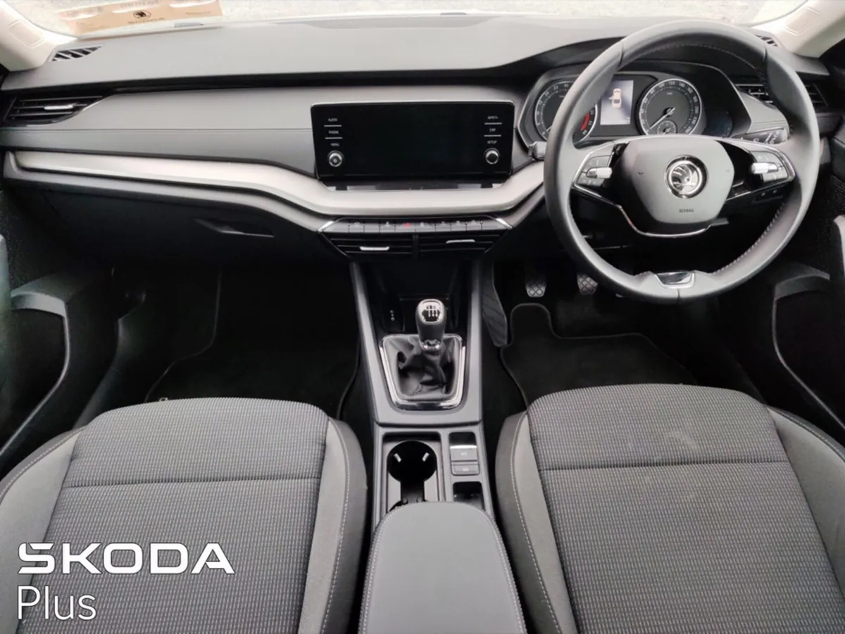 Skoda Octavia AMBITION 2.0 TDI 115 - Image 4