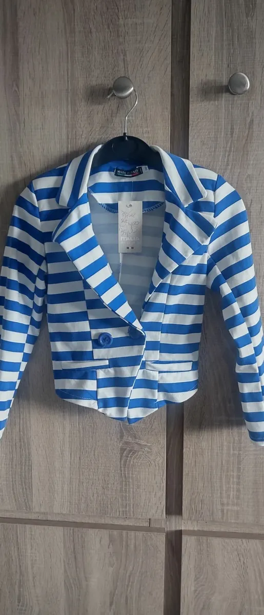 crop blazer sizes uk 2 4 6 8 10 - Image 1