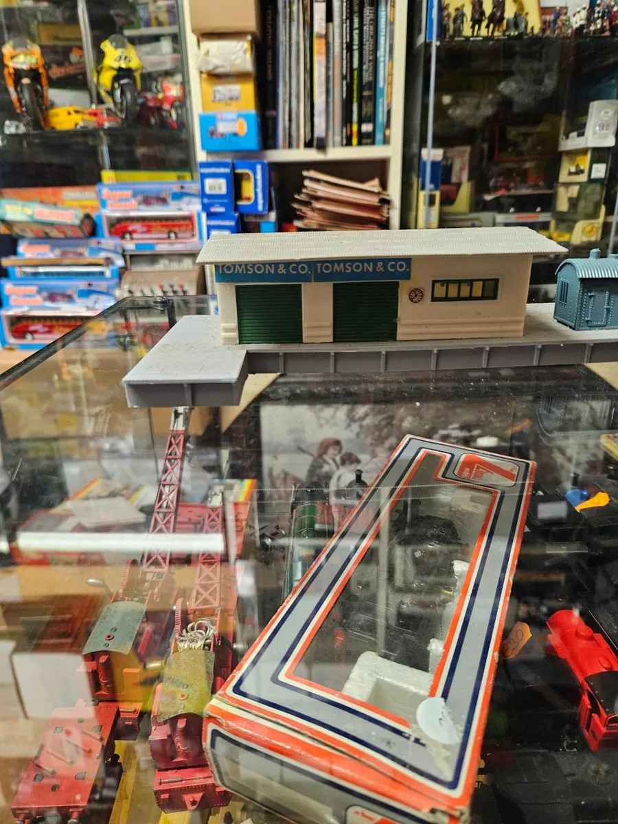 Hornby Triang Goods Shed Terminus - Image 4