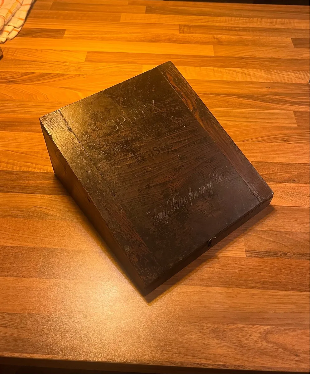 Antique 1920s “Sphinx” Auto Fuses Counter Display - Image 1