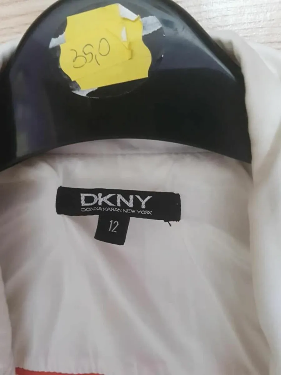 DKNY blazer size fits xs - Image 2