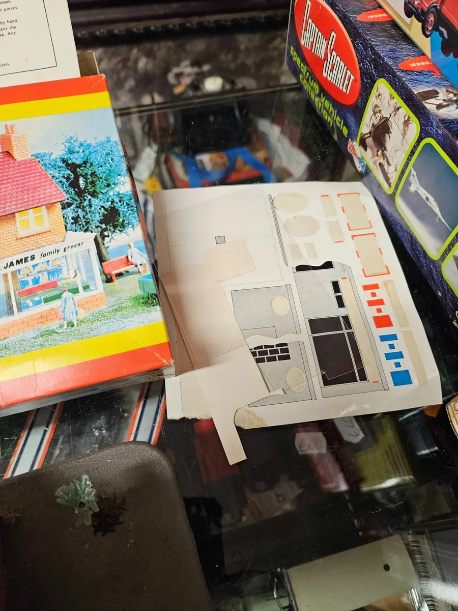 Hornby Triang Village Shop - Image 2