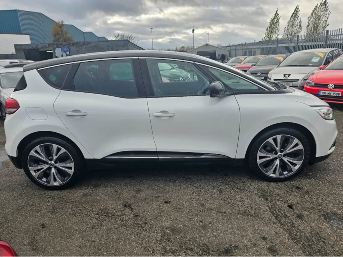 Renault Scenic DYNAMIQUE ** HUGE SPEC ** IRISH CAR - Image 4