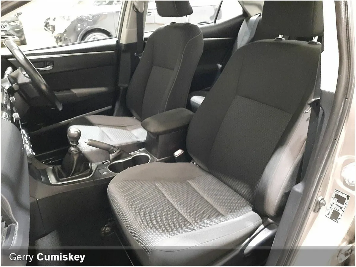 Toyota Corolla 1.4 Diesel - Image 4