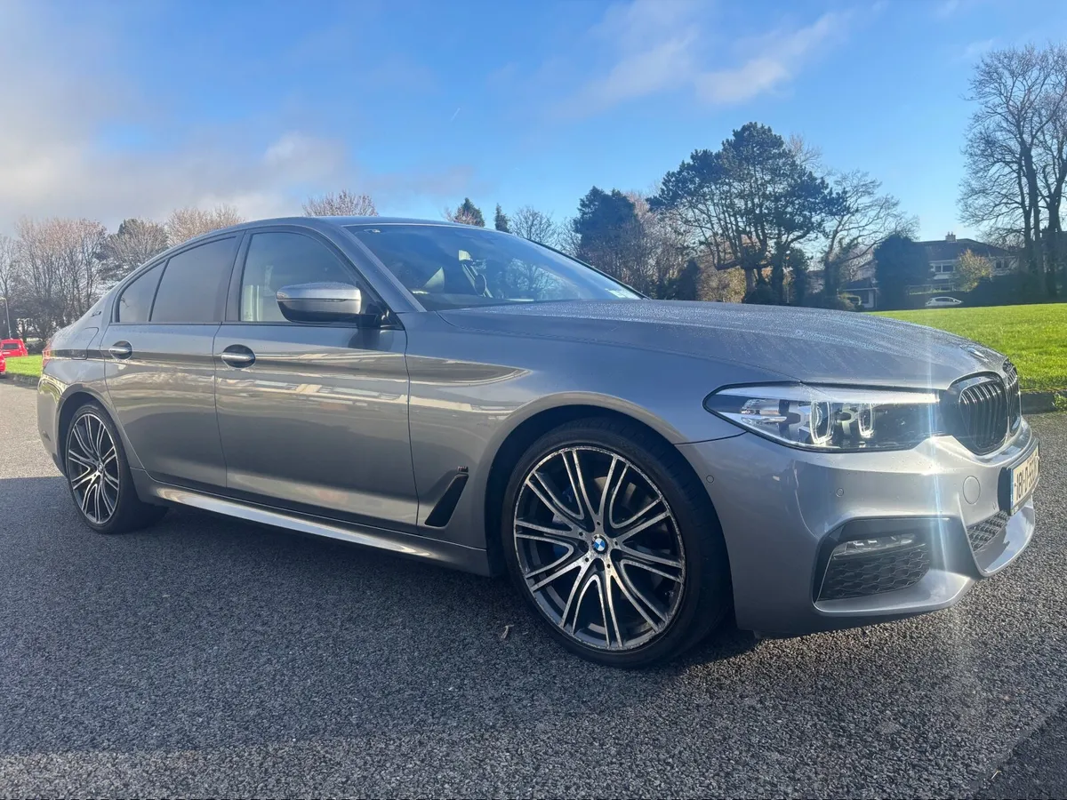 181 BMW 530E MSPORT - Image 1