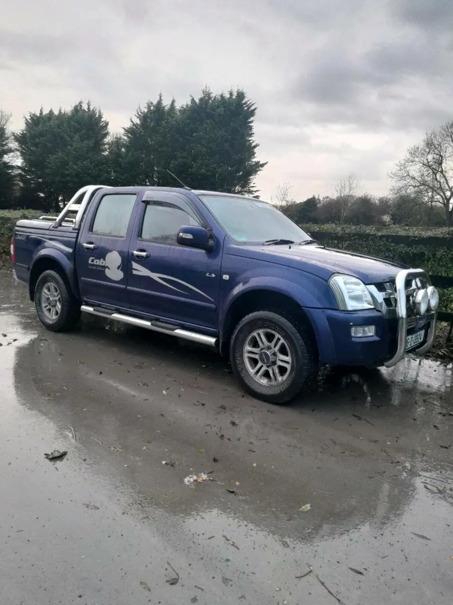 Isuzu Dmax - Image 1