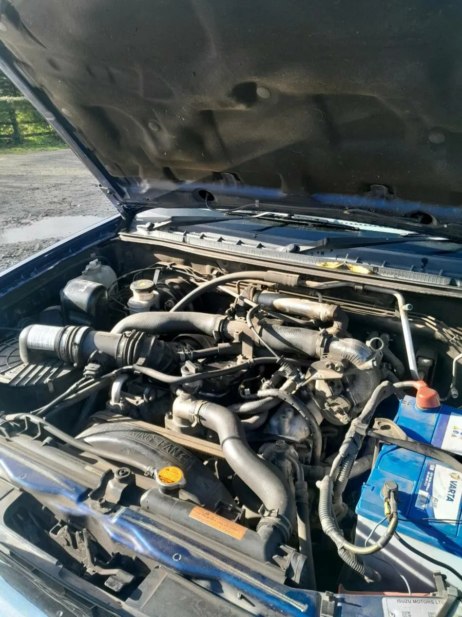 Isuzu Dmax - Image 4