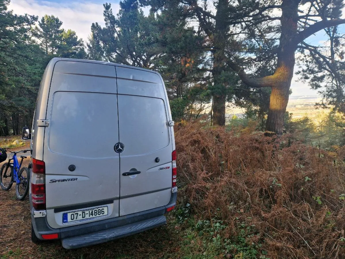 2007 Mercedes Sprinter Day camper - Image 4