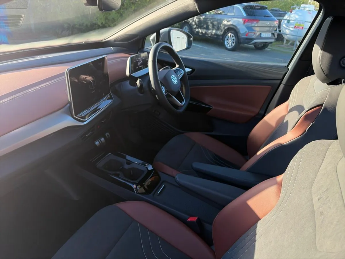 Volkswagen ID.4 PRO PLUS 77KWH 286HP - Image 3