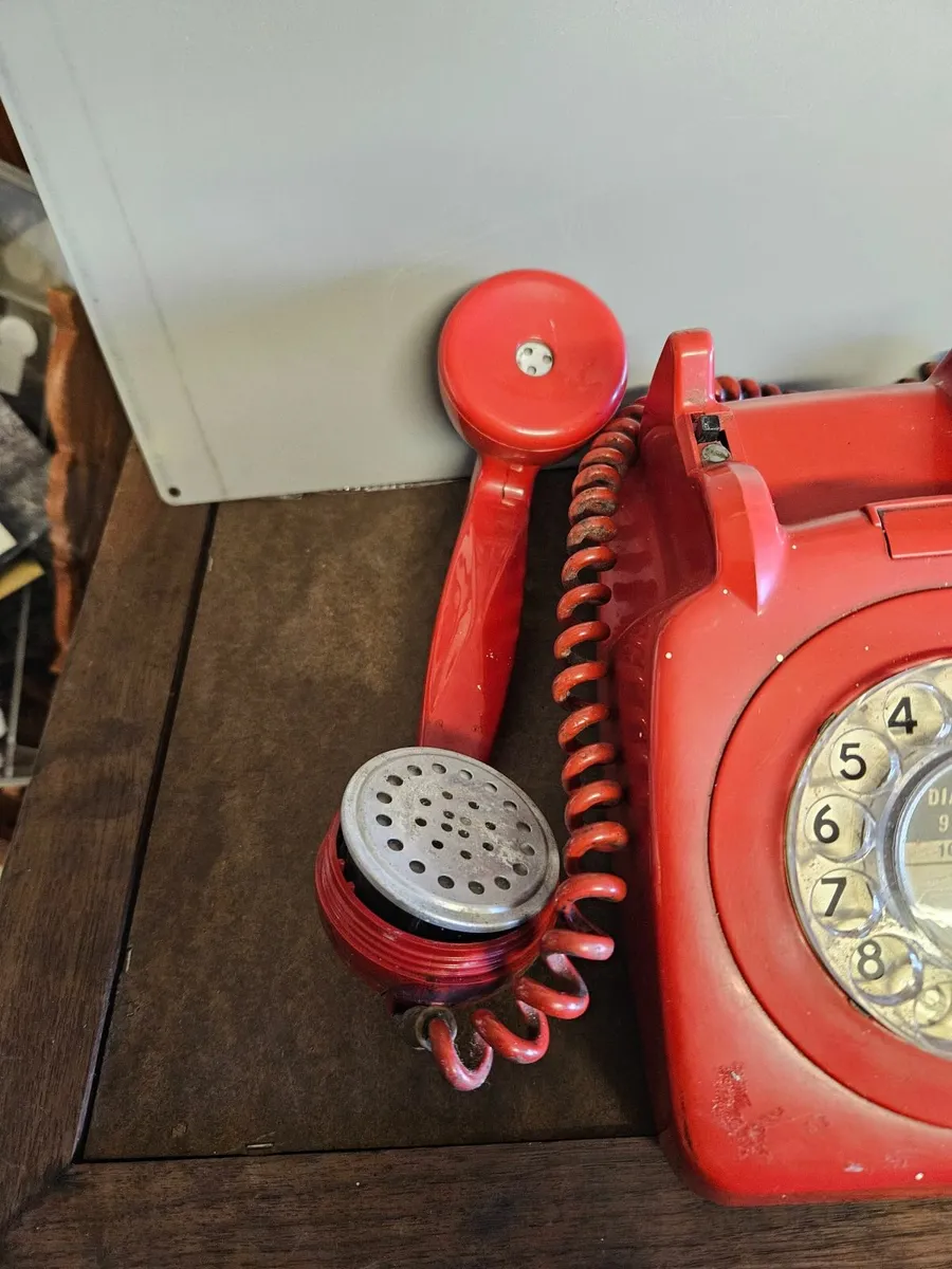 Vintage Red Telephone - Image 4