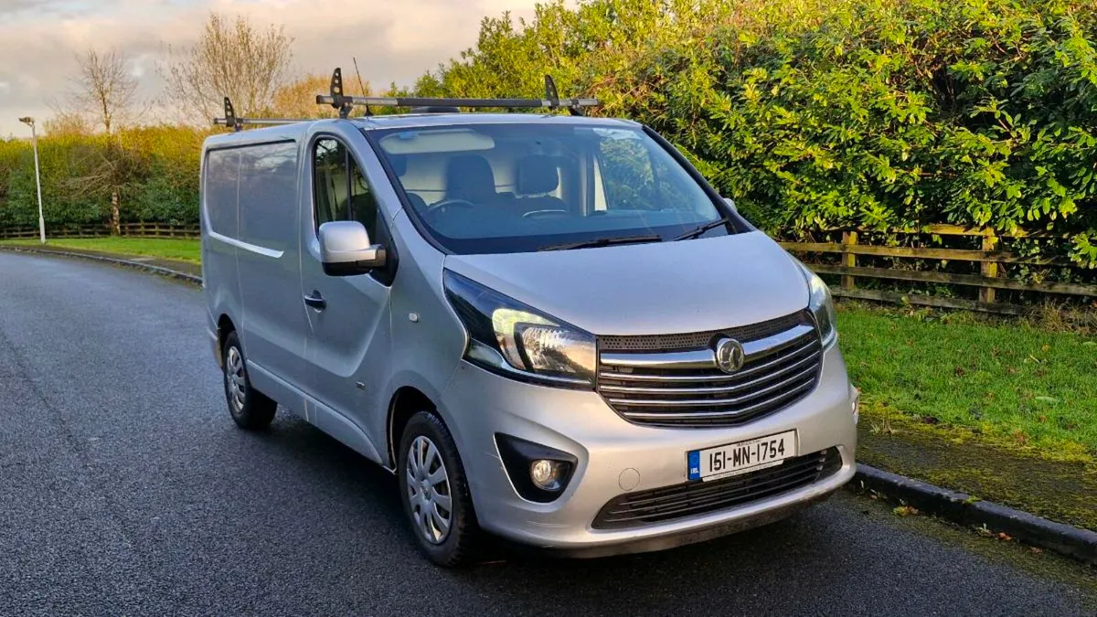 2015 Vauxhall vivaro 2700 sportive cdti - Image 2