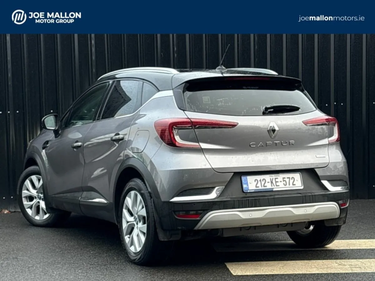 Renault Captur E-TECH Plug-in 160 Auto S-Edition - Image 2