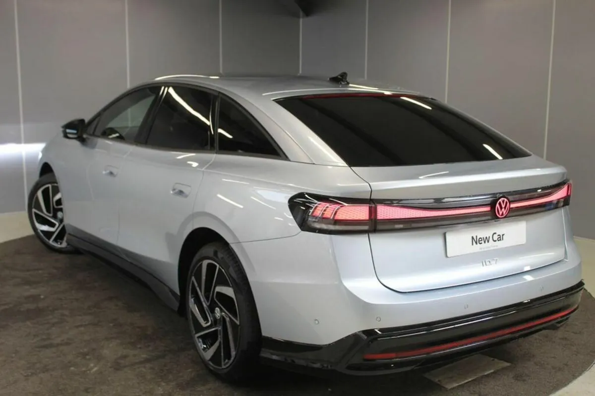Volkswagen ID.7 ID.7 Match Pro 286Bhp EV 77kWh Aut - Image 3