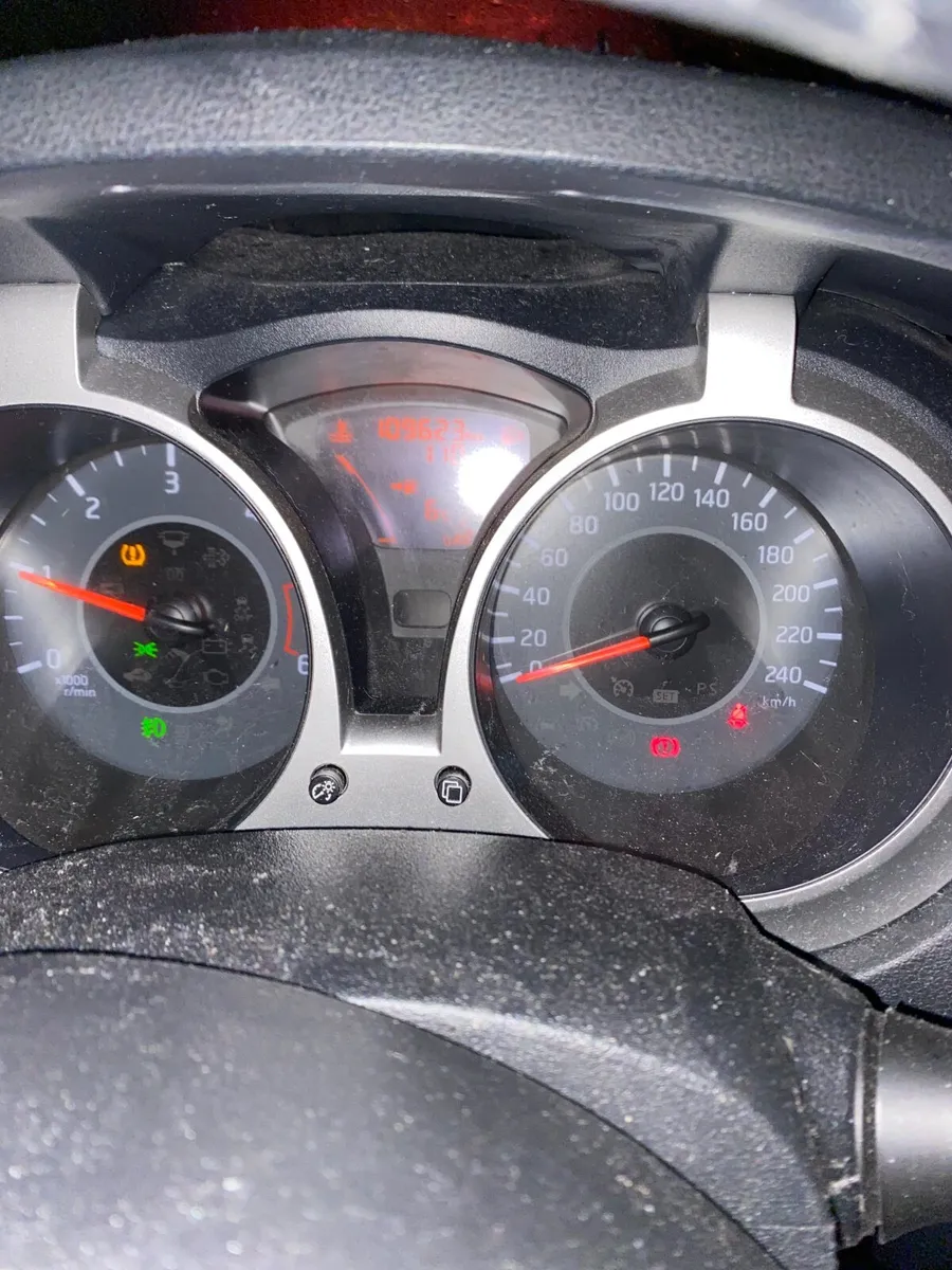 2017 Nissan Juke • 1 Owner • Full History • Taxed - Image 3