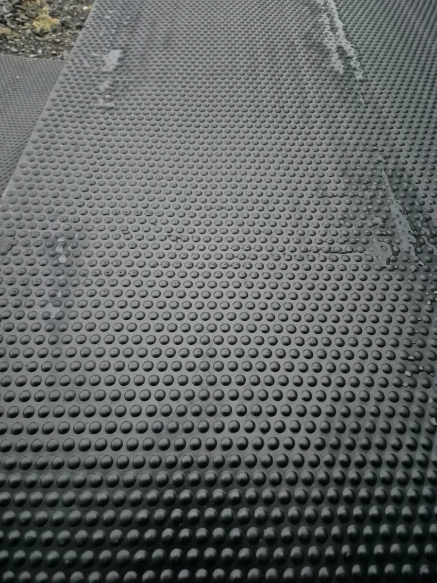 12mm Rubber Flooring - Image 3