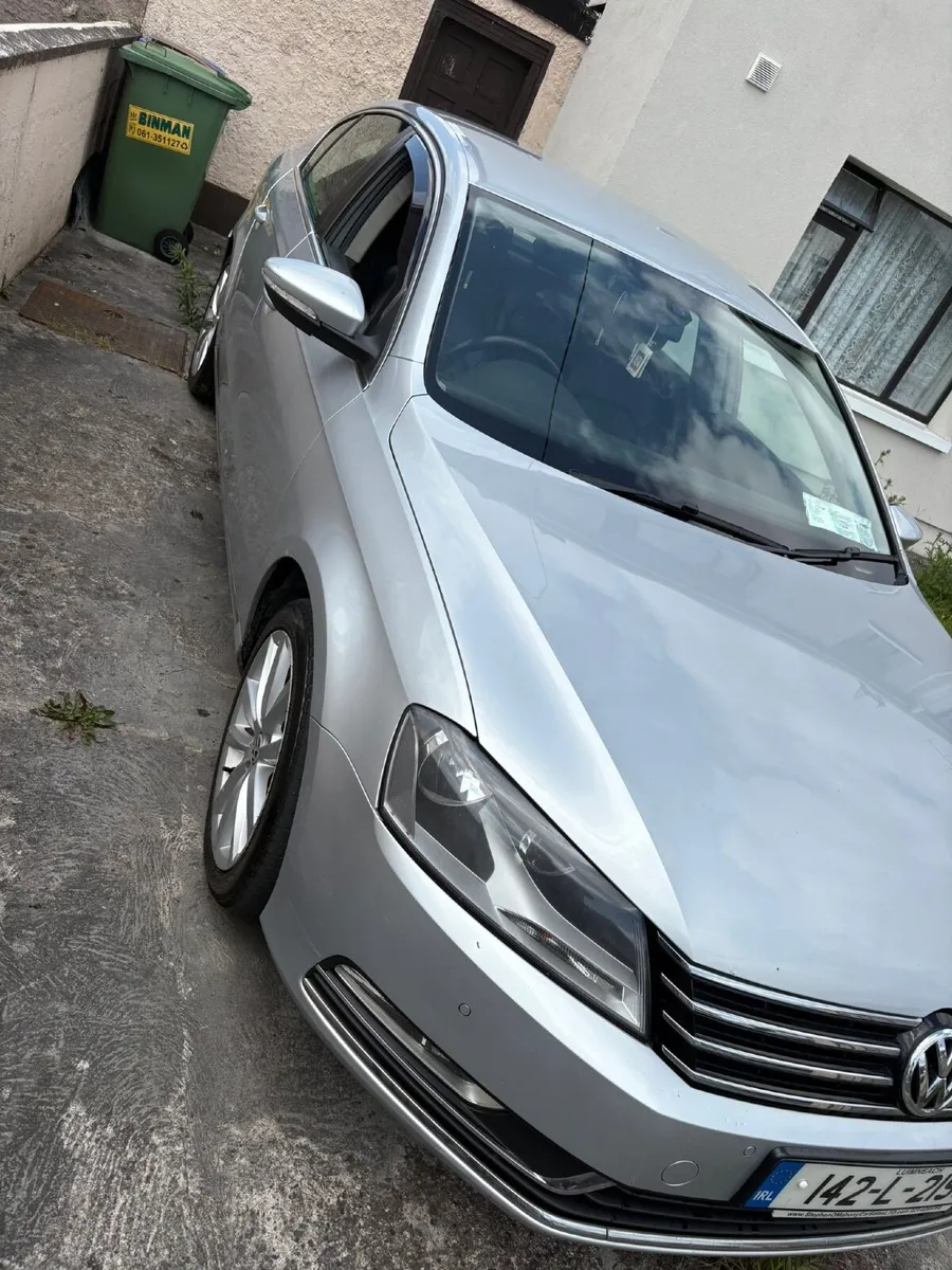 Volkswagen Passat 2014 - Image 1
