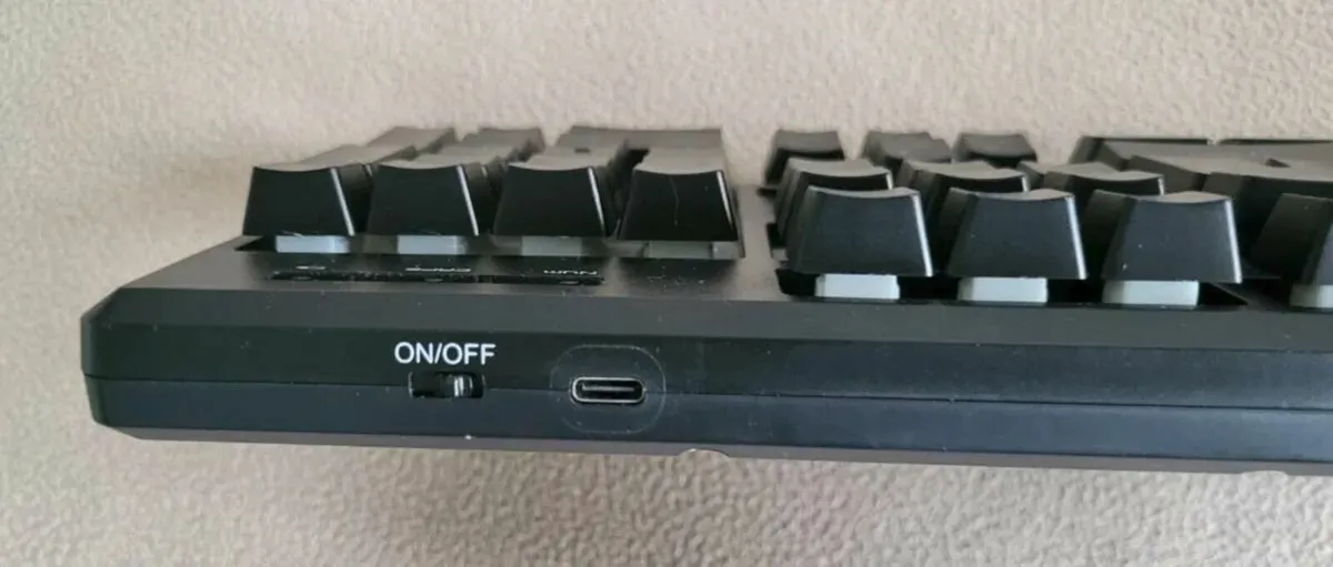 Wireless Gaming Keyboard - THE G-LAB - Image 4