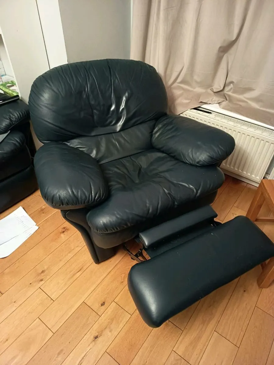 Large 3 seater recliner sofa and armchair - Image 1